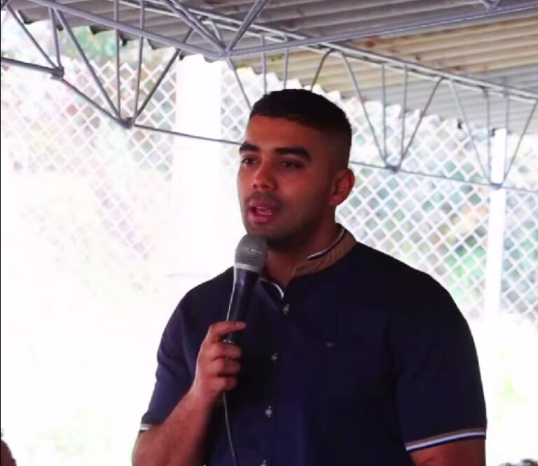 Alcalde de Girardota Kevin Bernal resalta la importancia del trabajo del campo en las #FiestasDelCampesino