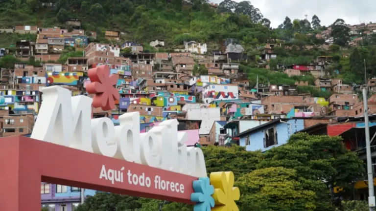 Medellín lanza la Ruta de la Formación para legalizar prestadores de servicios turísticos