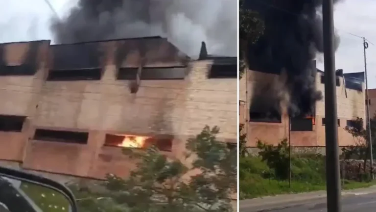 Incendio en bodega de Girardota moviliza a bomberos del Valle de Aburrá